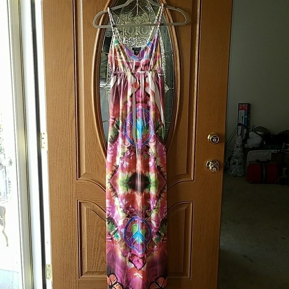 Sam & Max tie dye peace maxi dress Sz. S NWOT